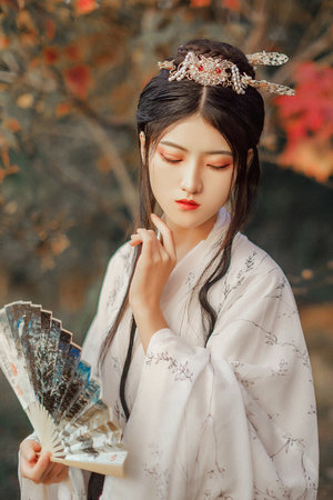 小团宠诱拐反派大佬先婚后爱