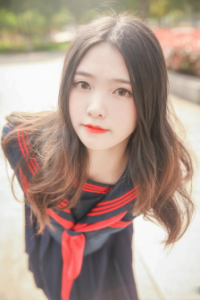 我的制服女友来自未来