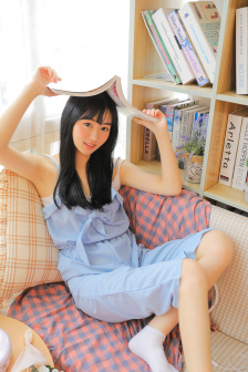 夜幕下的倒影