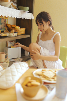 高冷爹地住对面